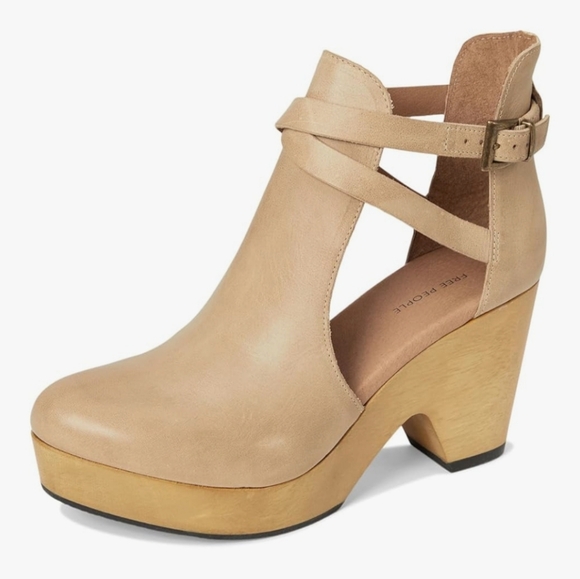 Free People Shoes - Free People Cream Cross-Strap Block Heels